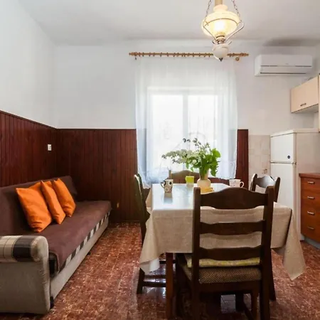 Apartman Seaside Oasis On Island Ugljan