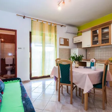 Seaside Oasis On Island Ugljan Apartman