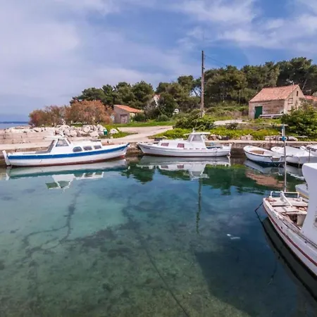 Seaside Oasis On Island Ugljan Apartman *